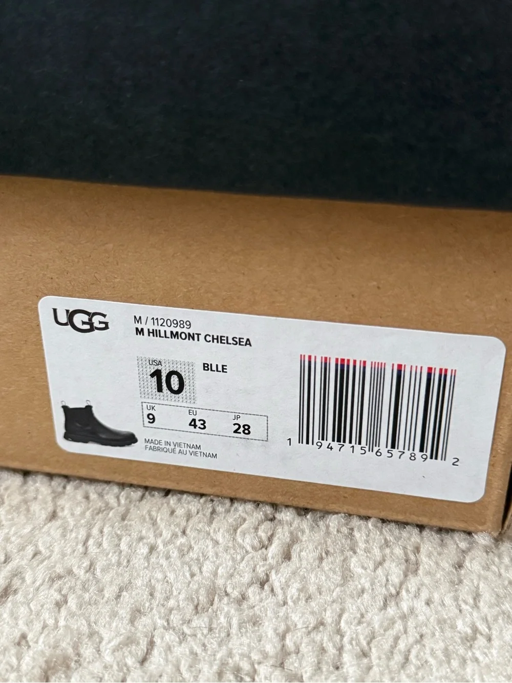 UGG Men's Waterproof Hillmont Chelsea Boots in Black